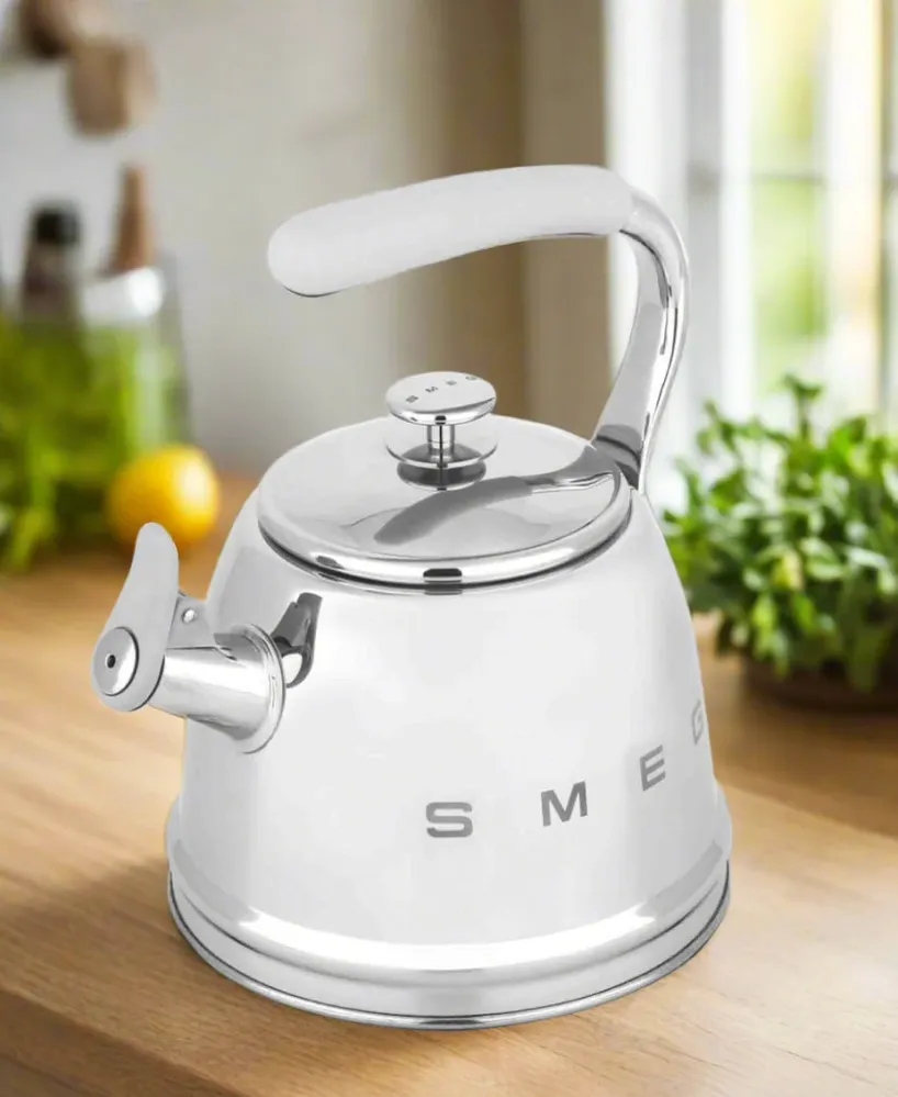 Smeg Whistling Stovetop Kettle - Stainless Métal