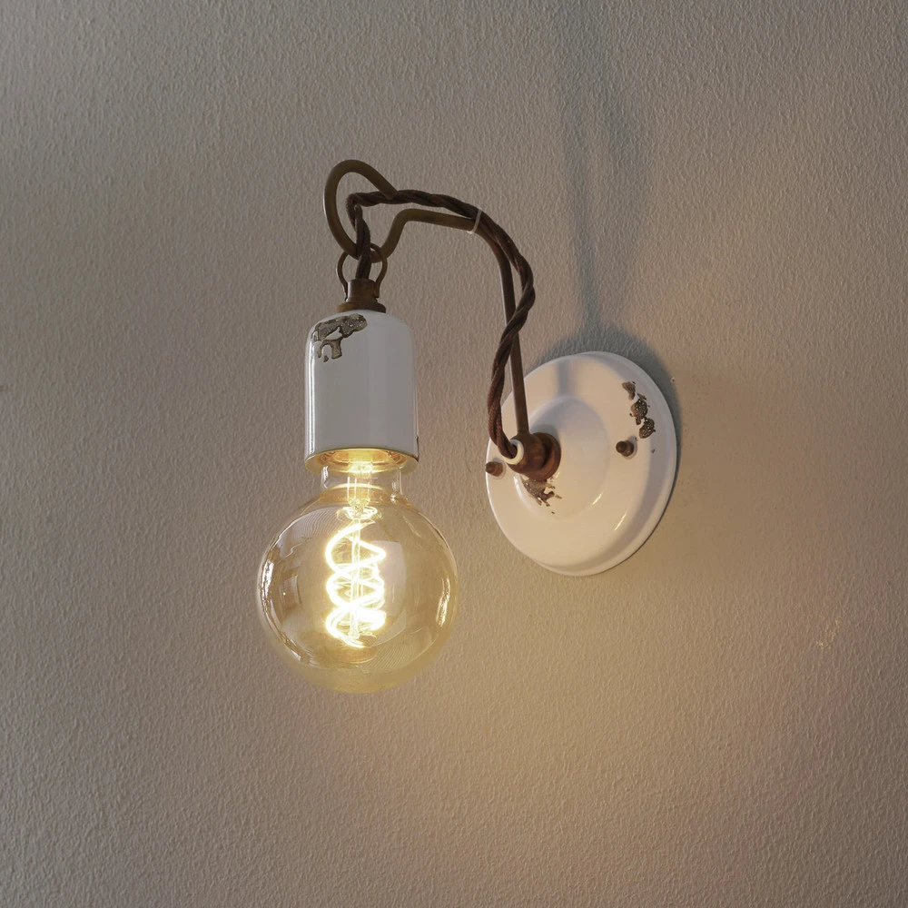 Applique murale C665 de style classique blanc