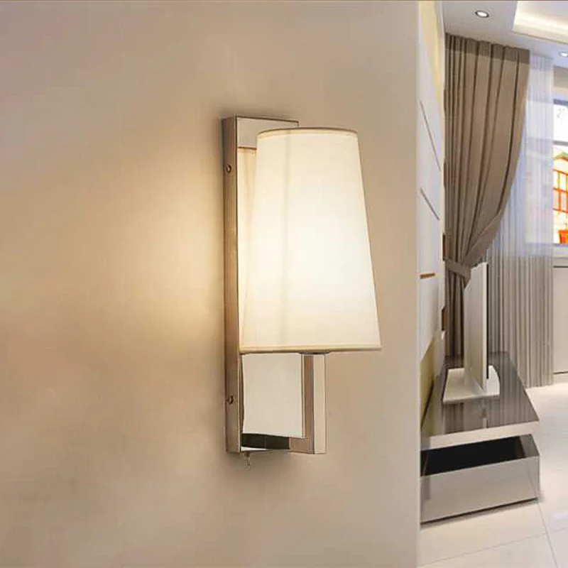 Applique murale conique à LED en tissu moderniste en chromé avec auvent rond/rectangulaire pour miroir de salle de bain