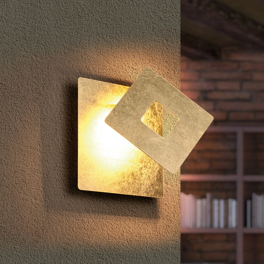Applique murale LED Leano, écran angulaire, doré, indirect avec interrupteur intégré