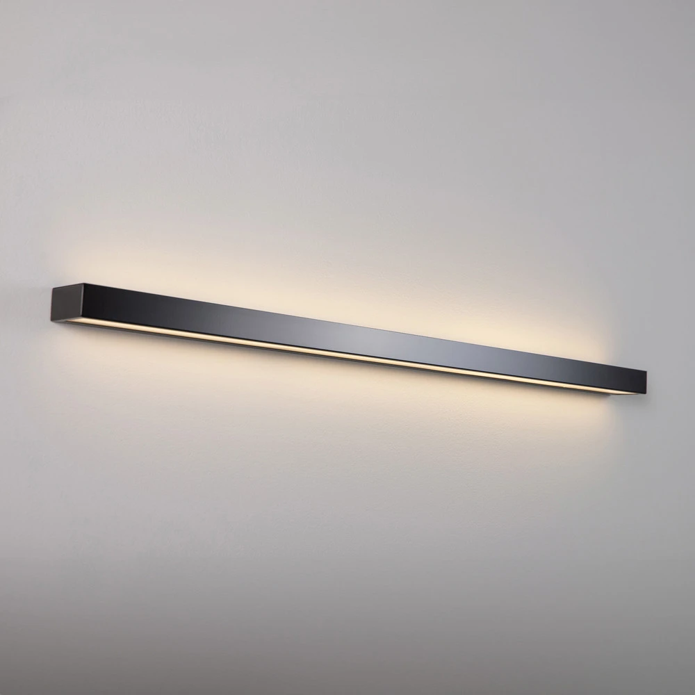 Applique murale LED Mera, largeur 120cm, noir, 3000K en verre opalin