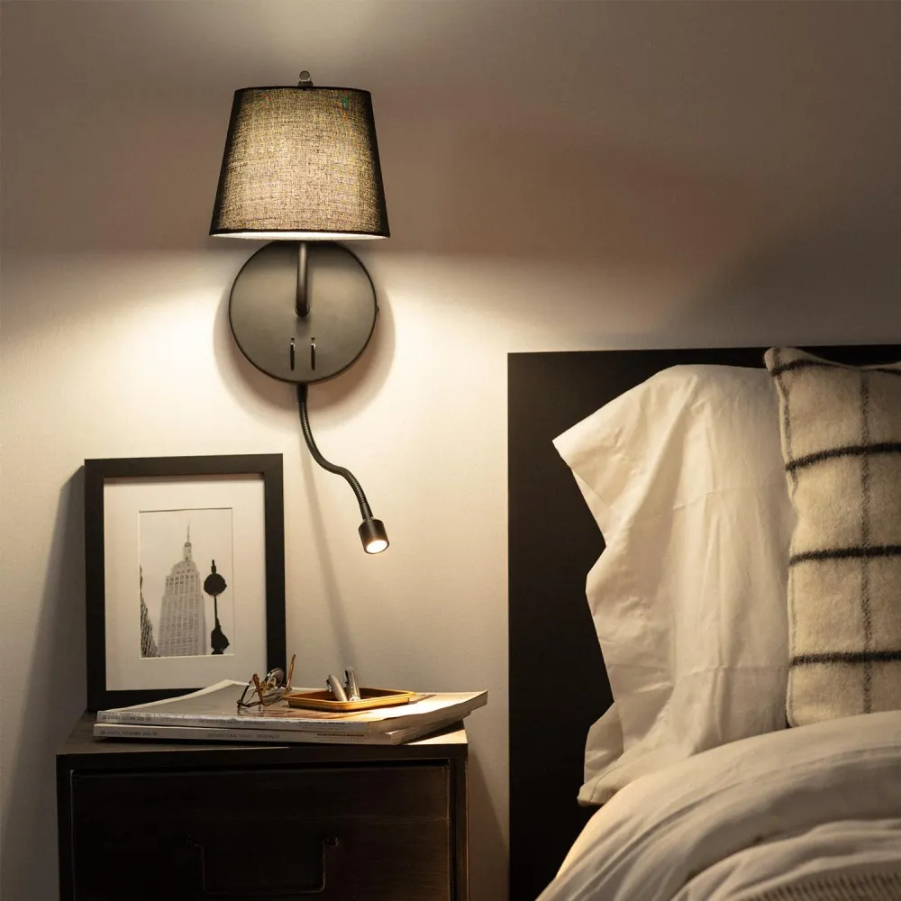 Applique murale en métal Kuomba avec éclairage LED adaptable pour lecture pour salle de bain IP44