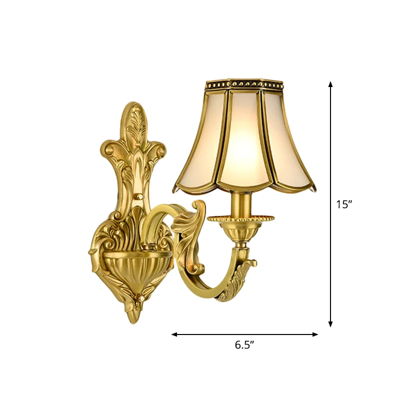 Applique murale traditionnelle en laiton poli et verre dépoli, 1/2 lumière évasée/cloche pour éclairage de lecture