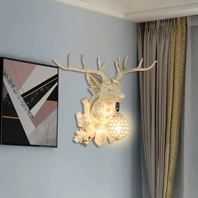 Applique de salle de bain Applique murale à 1 lumière en résine d'élan de campagne, luminaire blanc/bronze avec abat-jour...