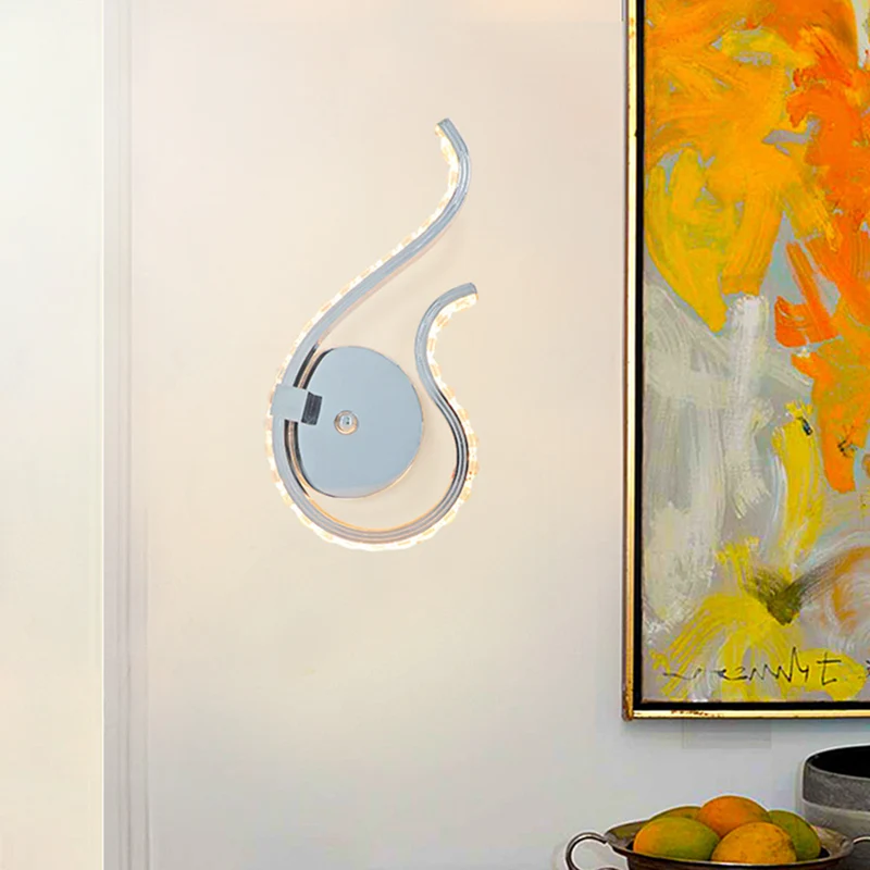 Applique de salle de bain Applique murale Twist en métal novateur, lampe de chevet LED en Chrome, lumière blanche chaude/c...