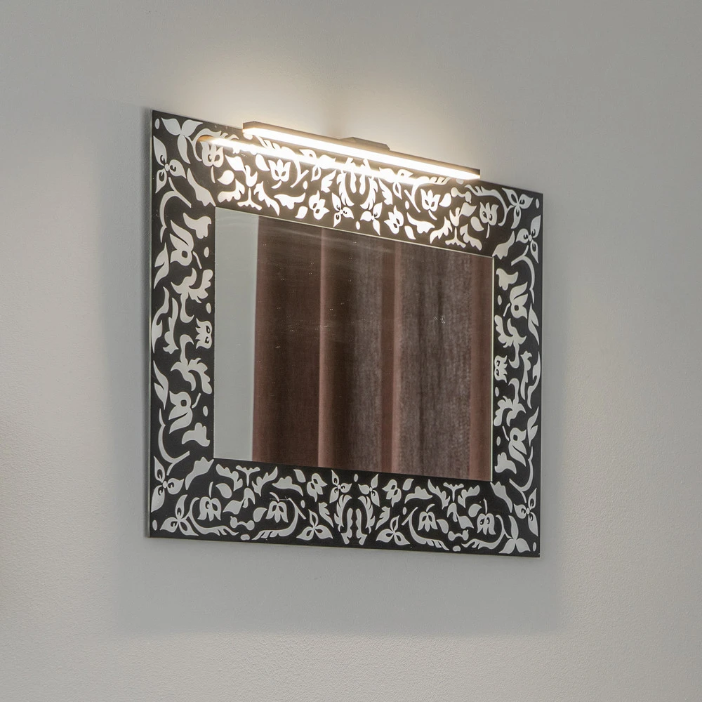 Certifié CE Applique pour miroir LED Triga IP44 noir 40cm, 3.000K