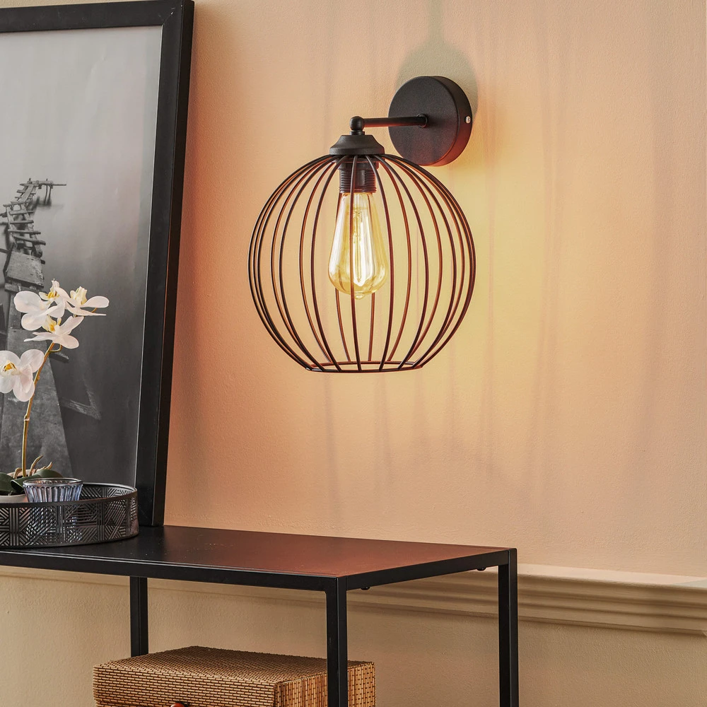 Design Contemporain Applique Cumera en noir avec abat-jour cage