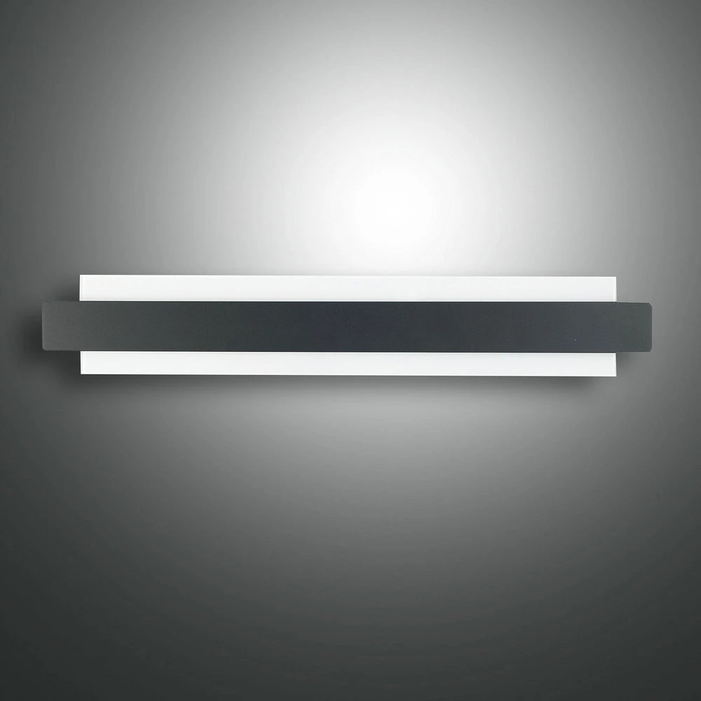 Design Contemporain Applique LED Regolo avec devant en métal noir