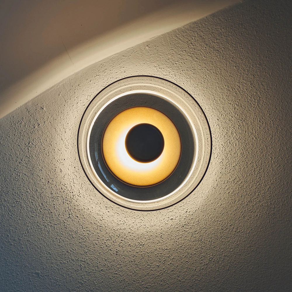 Design Contemporain Applique murale LED Nuura Blossi Wall, Ø 23 cm, or / translucide