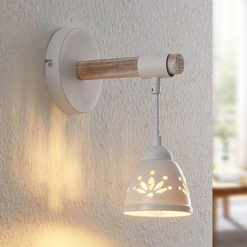 Lindby Pimana applique avec abat-jour en céramique en verre opalin