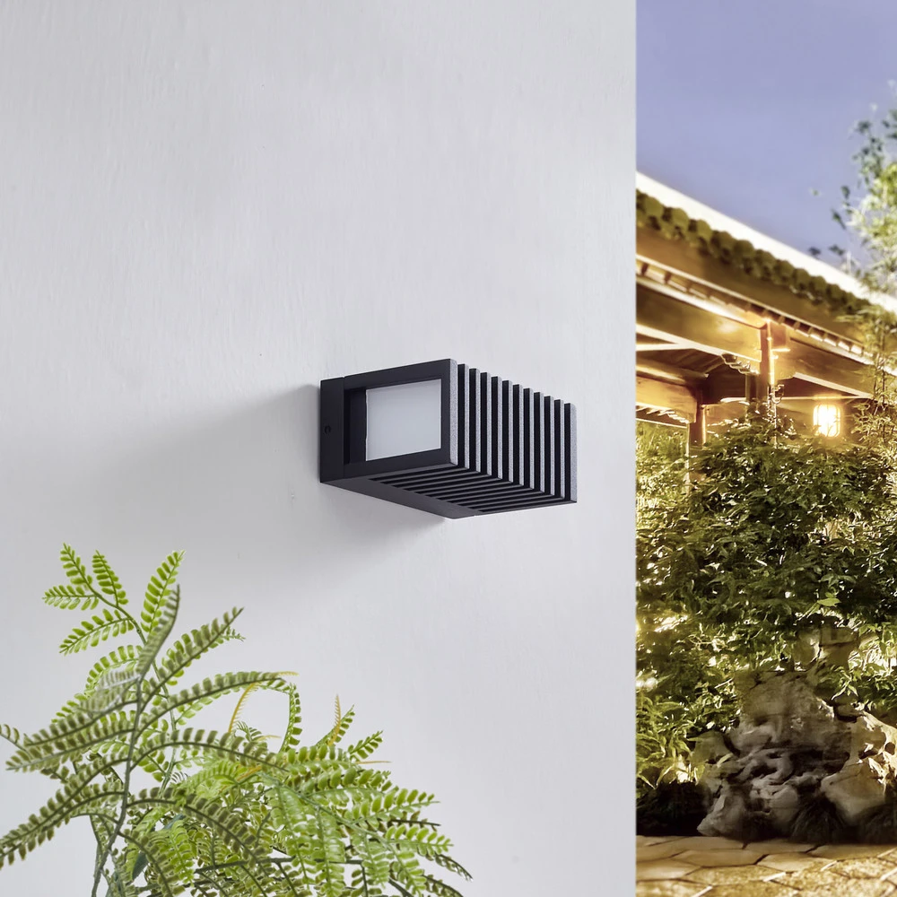 Lucande applique d'extérieur LED Ariza, noir, aluminium avec ampoule LED incluse