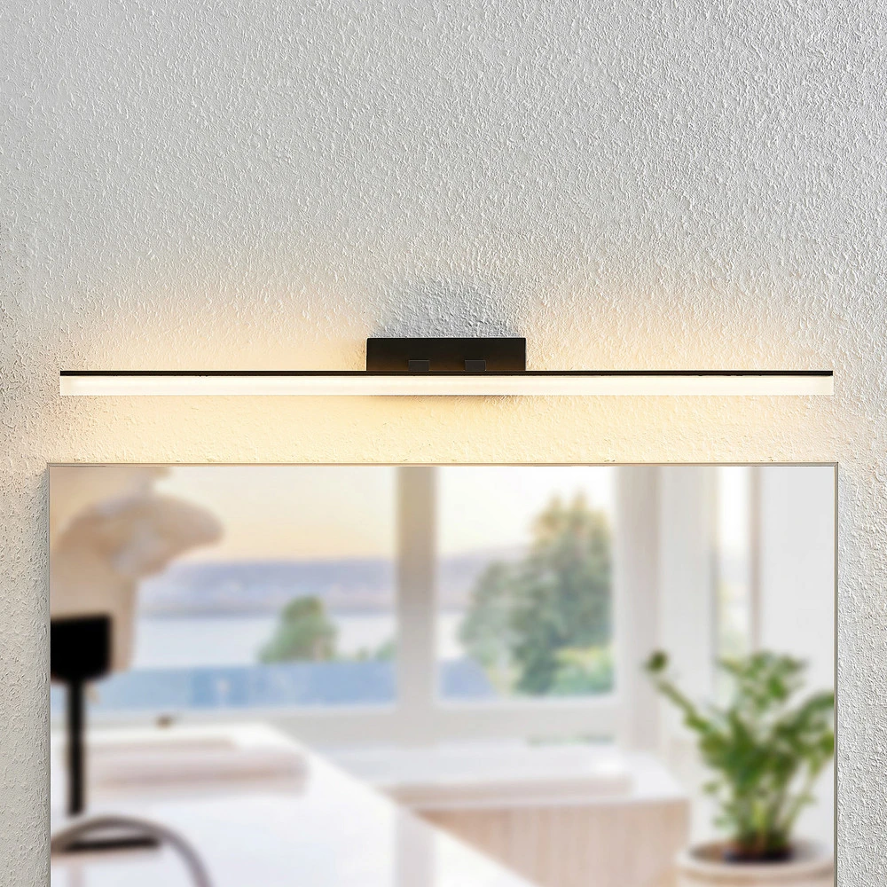 Lucande Lisana applique LED, IP44, 75 cm avec fixation invisible