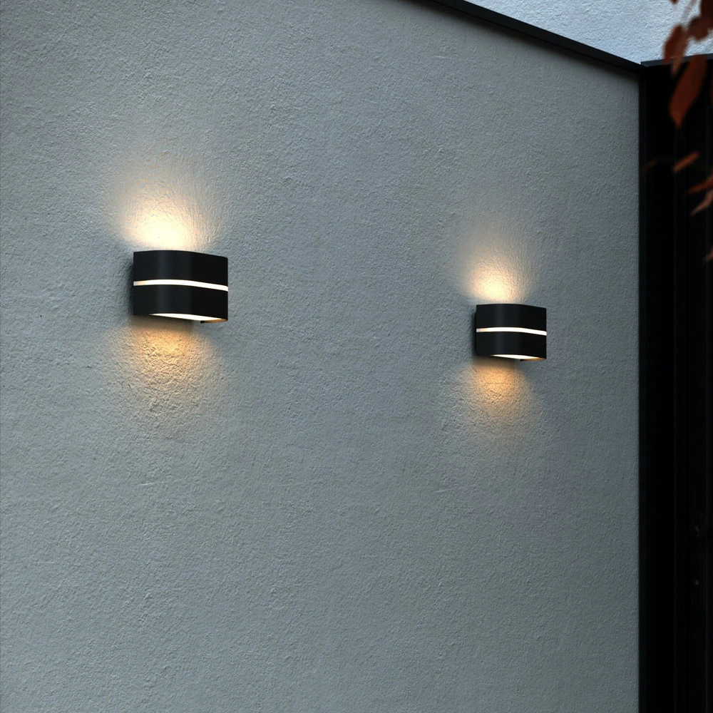Étanche IP44 Applique d'extérieur Sibelis, up/down, noir, plastique, E27