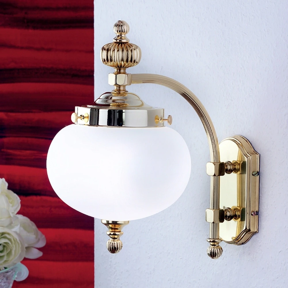 Étanche IP44 Applique Delia à 1 lampe en laiton