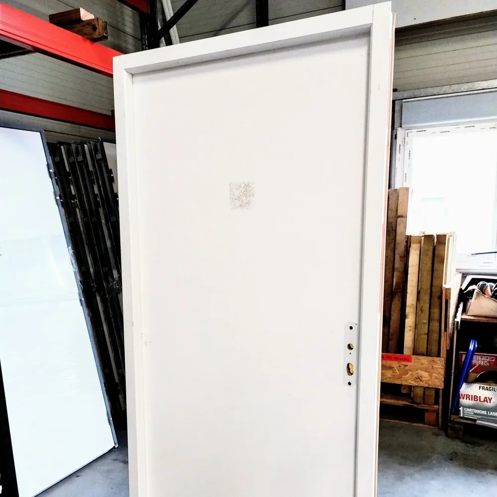 Bloc-porte âme pleine blanc - 2040 x 930 x 40 mm - Malerba (poussant gauche) pour Adultes