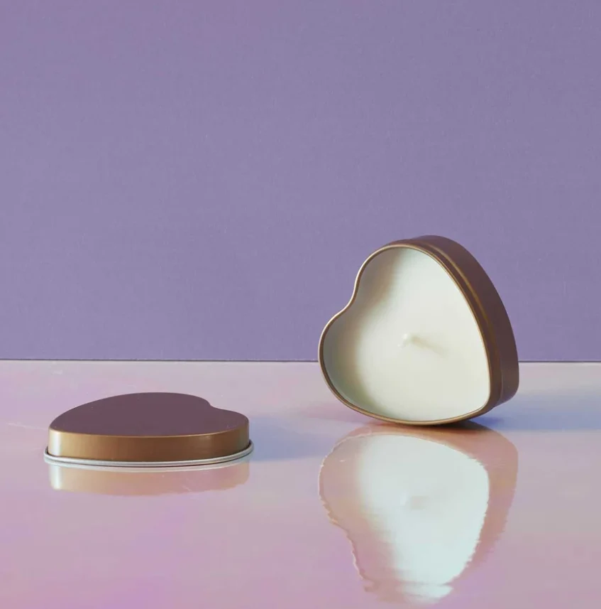 BOUGIE DE MASSAGE FLEUR DE CERISIER avec base en bois