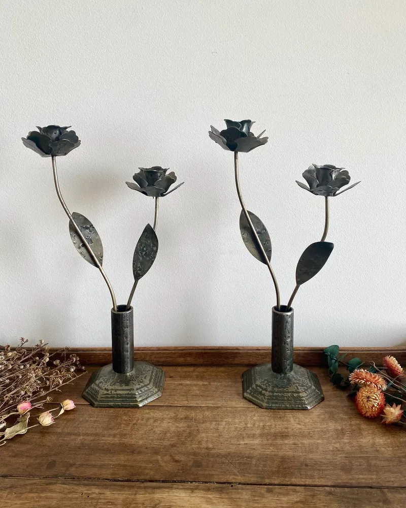 Luminaire Créatif Design Chandeliers en métal à embouts roses sculptées