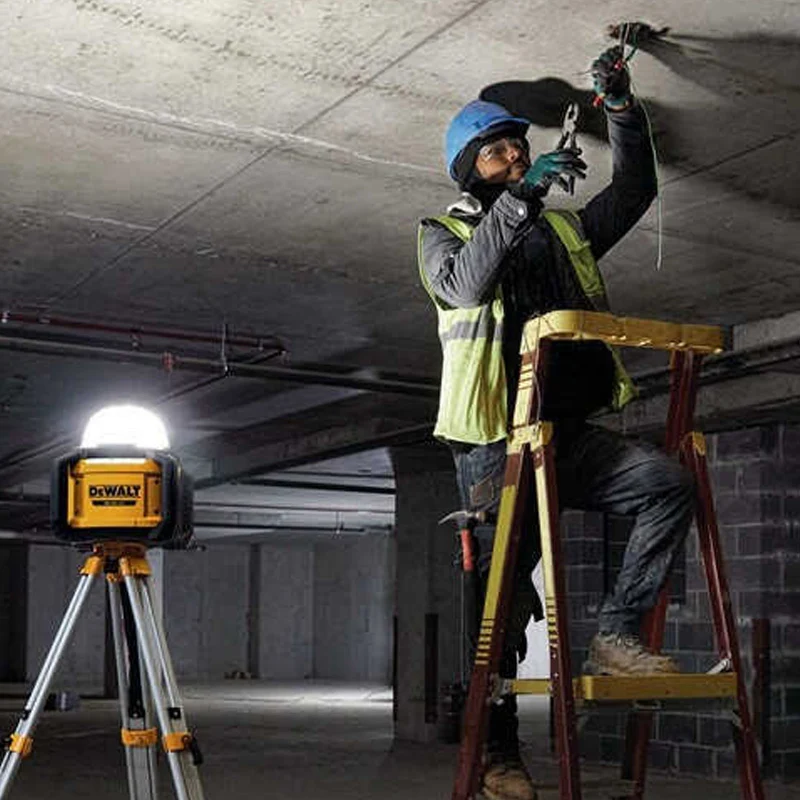 LED Haute Luminosité Éclairage de chantier XR 18V TOOL CONNECT DCL074-XJ DEWALT