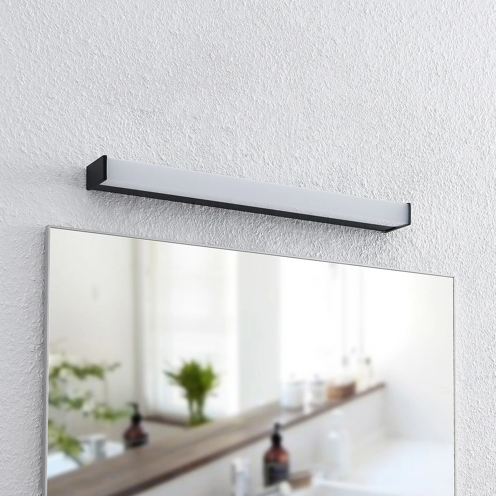 Applique à LED intégrée Lindby Ulisan lampe salle bain LED angles 58,8 cm