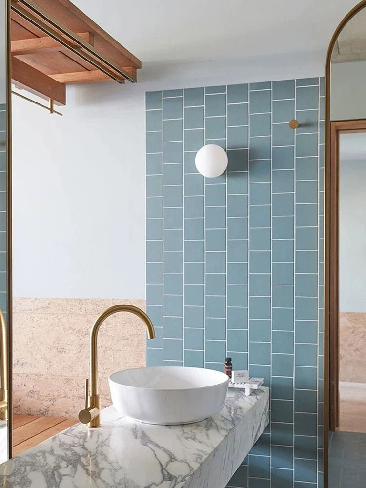 Applique Murale LED – Verre Mat Rond, Éclairage Moelleux pour Chambre et Salle de Bain
