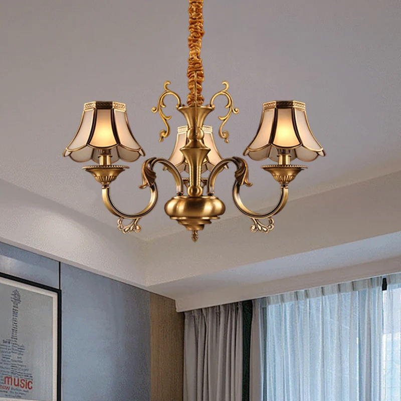 Hängeleuchter aus goldenem Milchglas, gewellt, 3/5/6 Glühbirnen, Hängeleuchte im Kolonialstil mit radialem Design