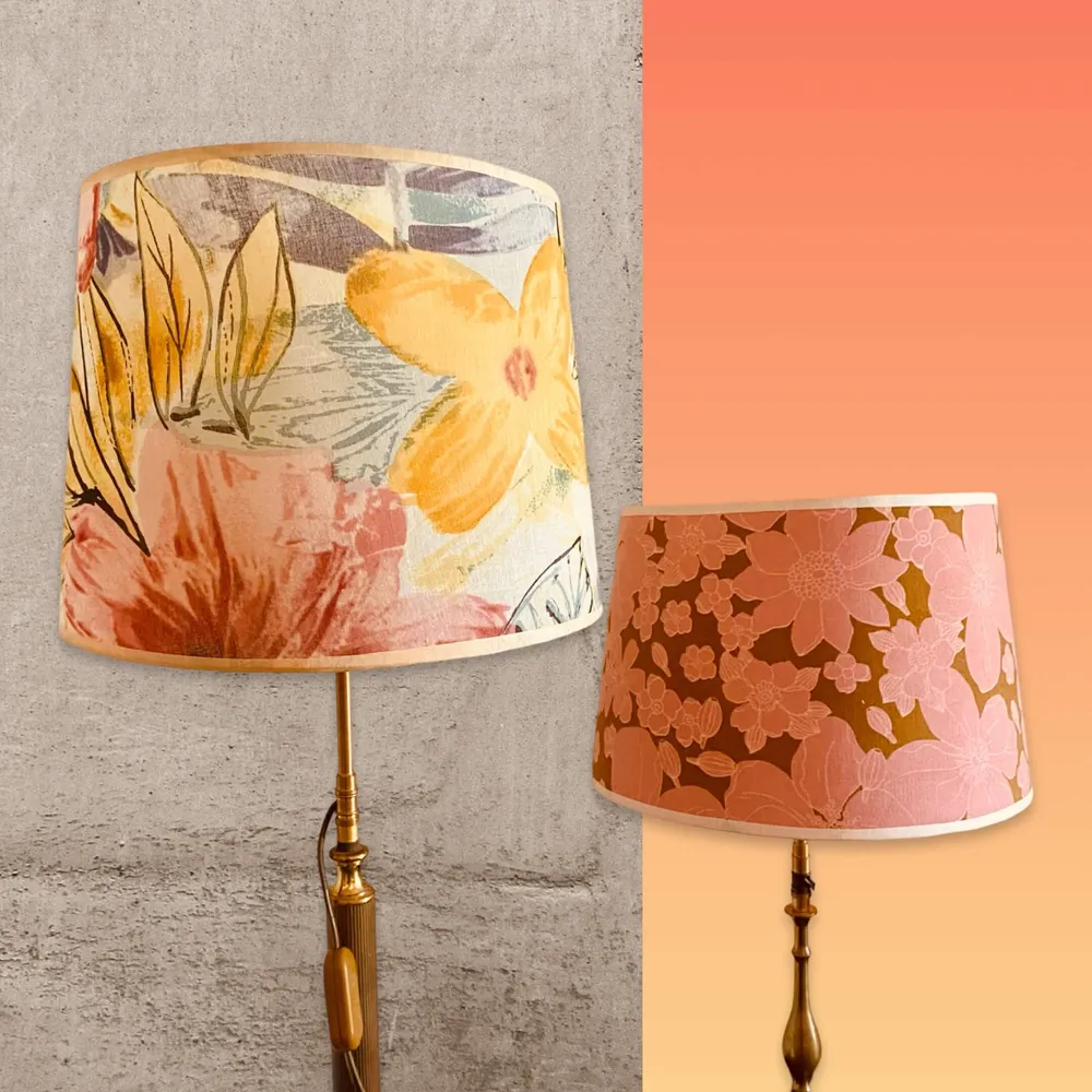 Abat jour tambour. Voile de coton contrecollé. Motifs floraux.