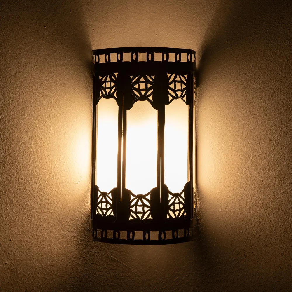 Applique marocaine en fer forgé et cristal blanc 22cm