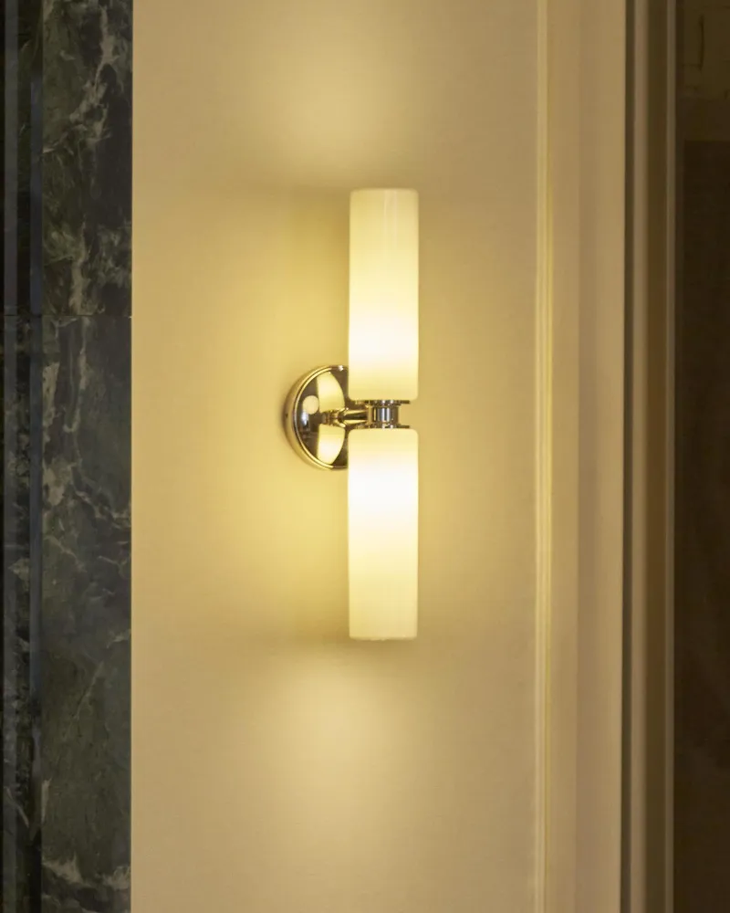 Applique Murale Moyenne Claremont en Porcelaine Fine - Nickel Poli