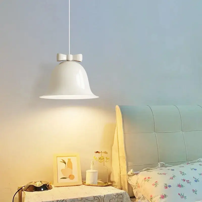ArcLumi – Suspension Moderne en Forme de Cloche pour un Éclairage Élégant