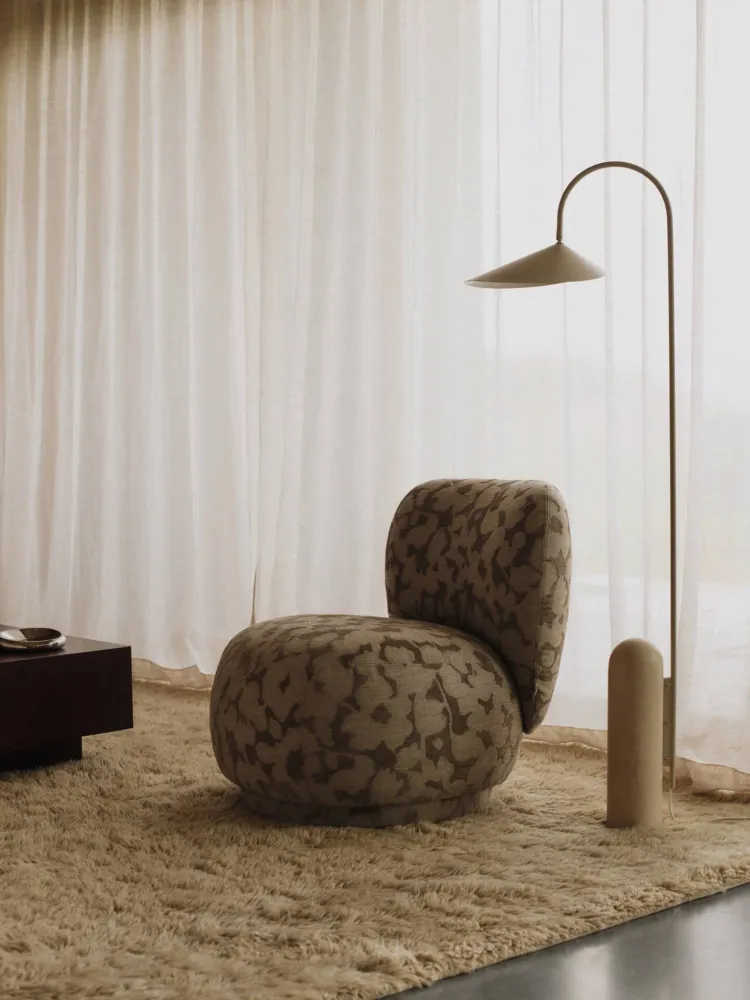 Arum Floor Lamp - Cashmere