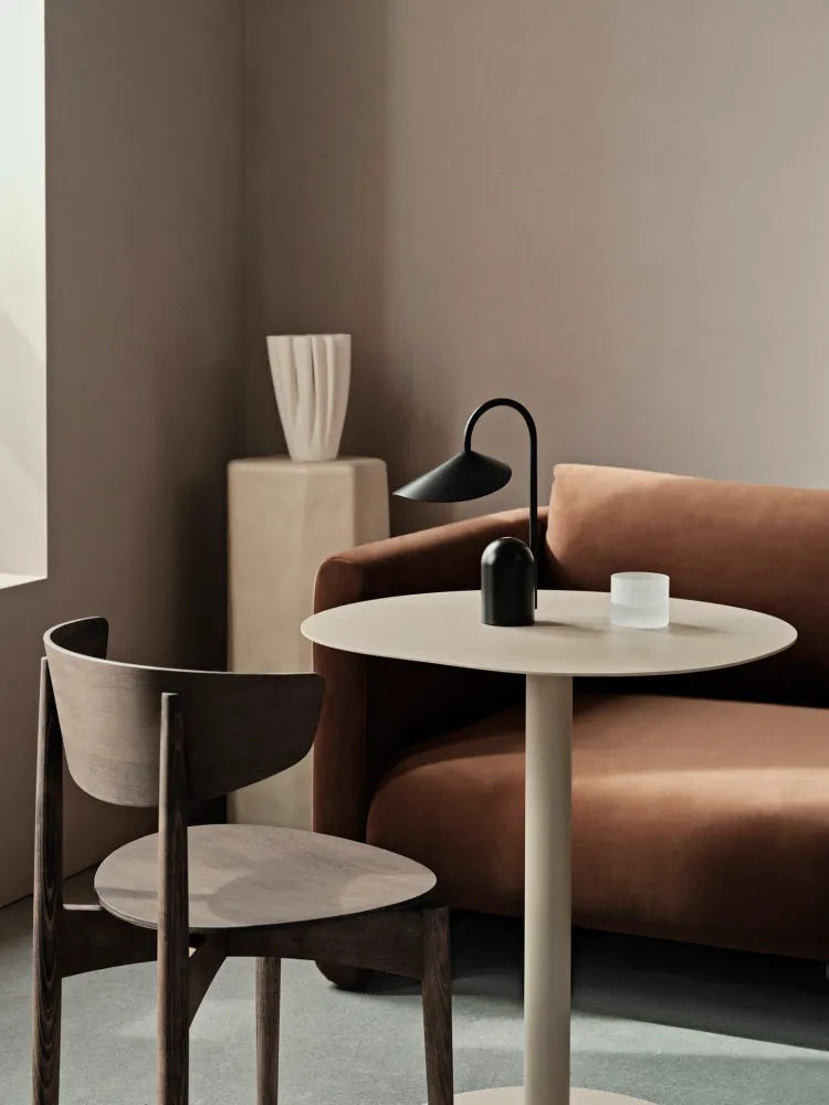 Arum Portable Lamp - Black