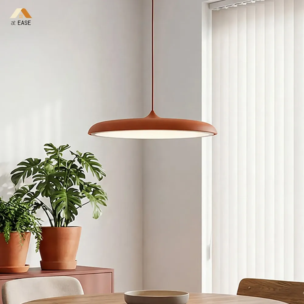 Suspension métallique réglable Avery Macaron Blanc At Ease Home Life