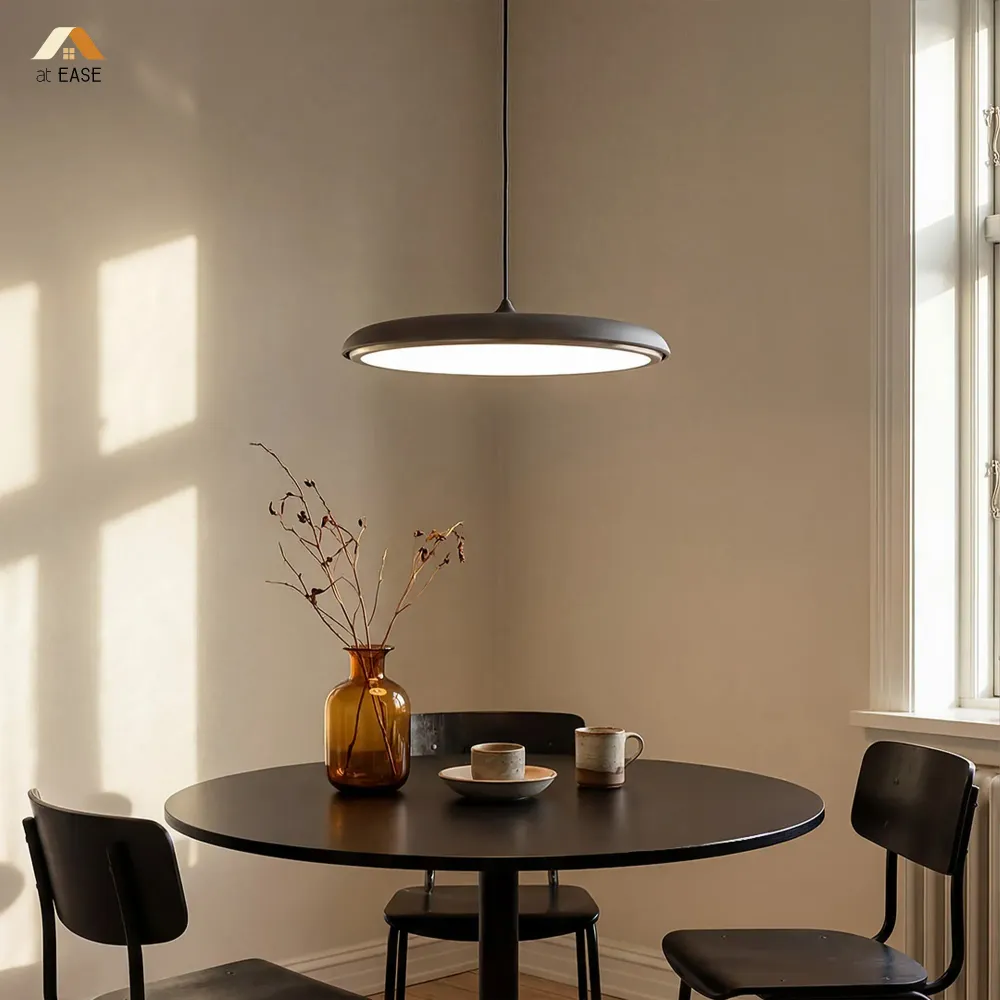 Suspension métallique réglable Avery Macaron Blanc At Ease Home Life