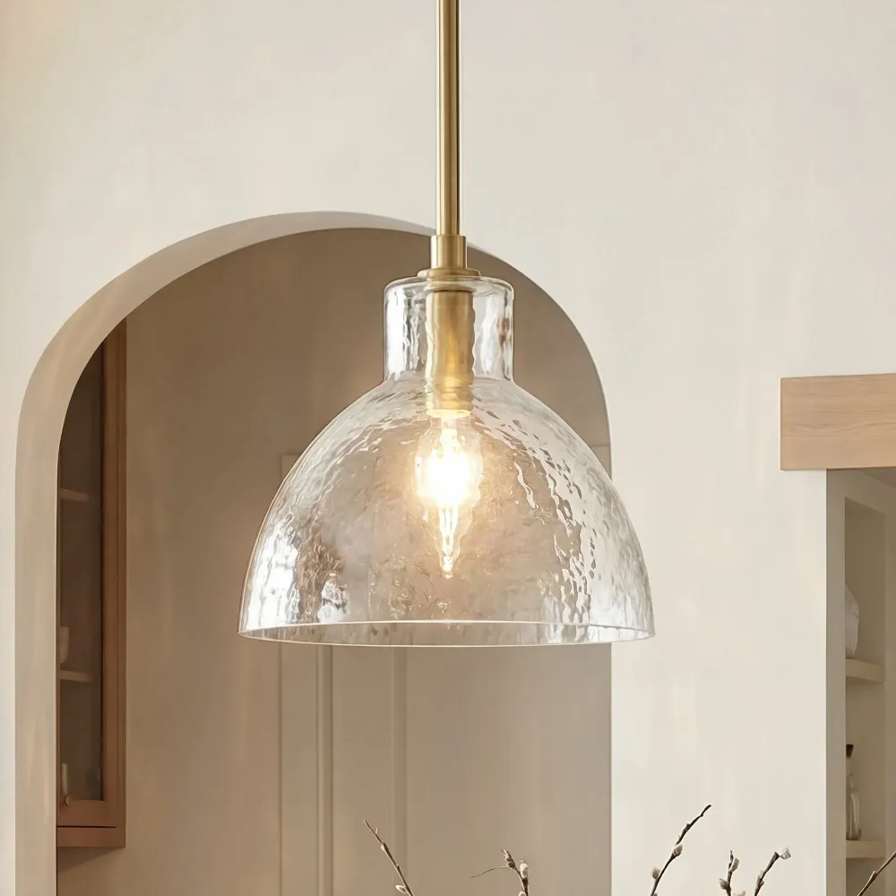 Suspension en verre martelé Wynne Farmhouse At Ease Home Life