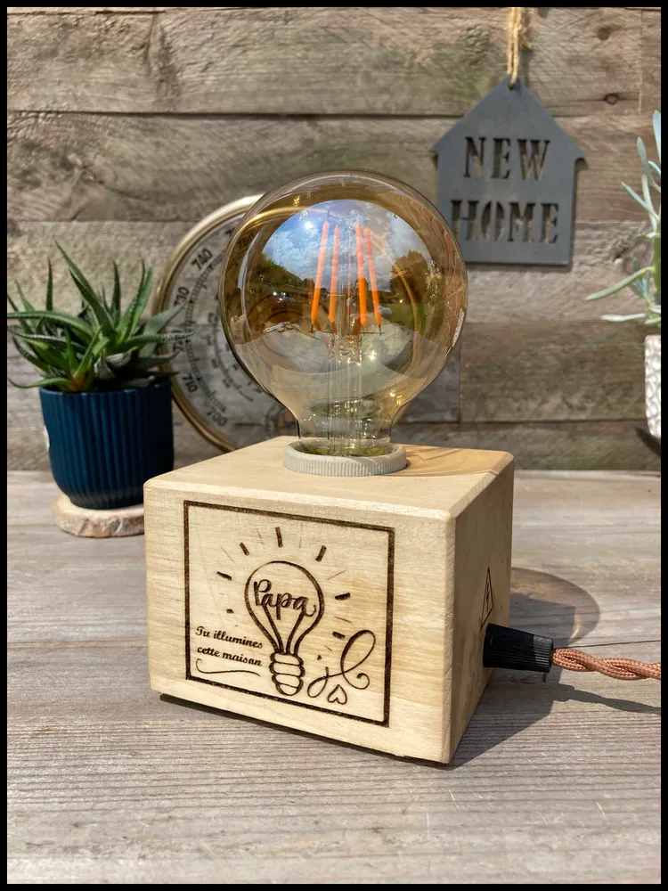 Lampe industrielle cubique spéciale fête des pères Atelier Xavier Leen