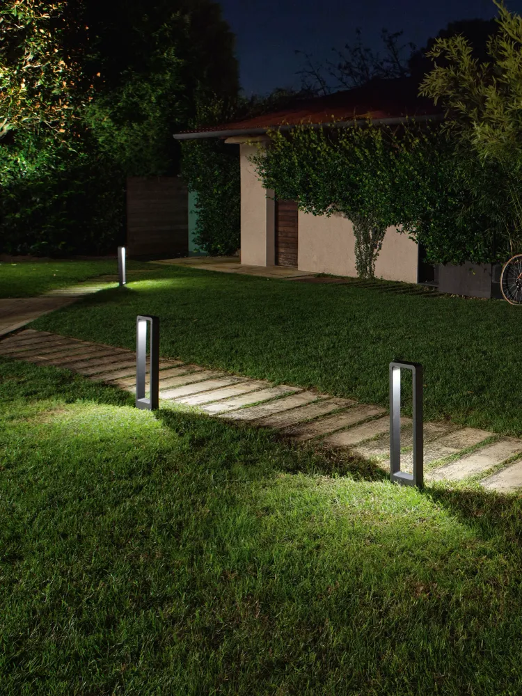 Borne NATURE PM noire OTPLT400N