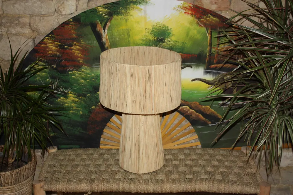 LAMPE de Chevet ou de Salon en RAPHIA - ARTISANAL Fait Main - paille rotin osier BOUTIQUE HULÉTI