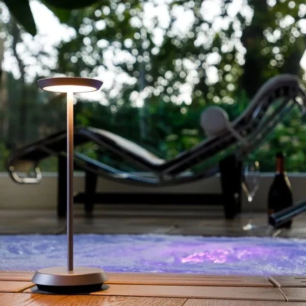 BLACKOUT | Lampe sans fil rechargeable "FLAAT" - Aluminium boutiquetozzi