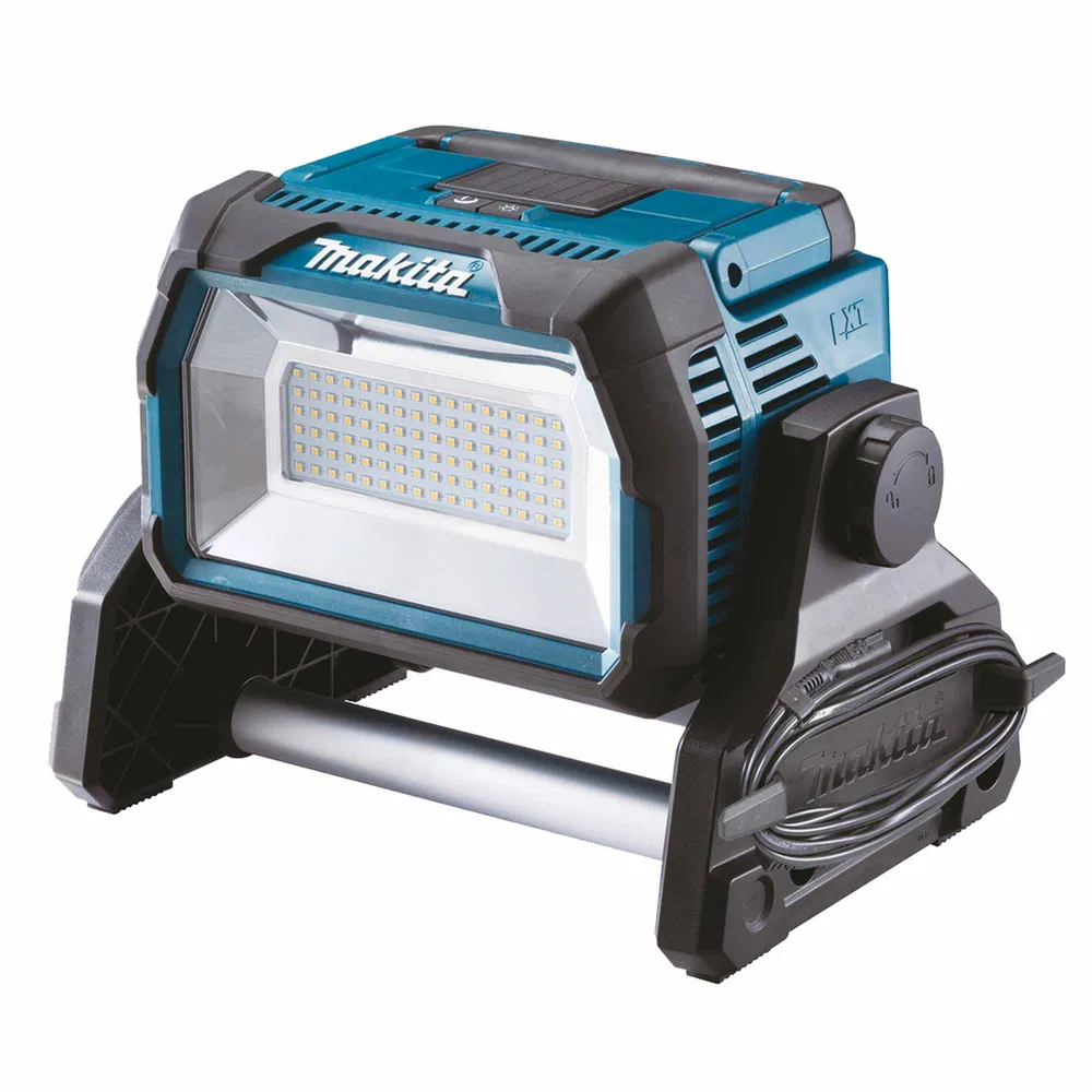 Chantier naval du phare Makita DEADML809 18V