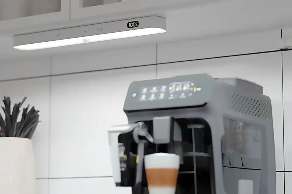 Éclairage d'armoire avec détecteur de mouvement | Affichage de batterie rechargeable à 60 LED | Sans fil