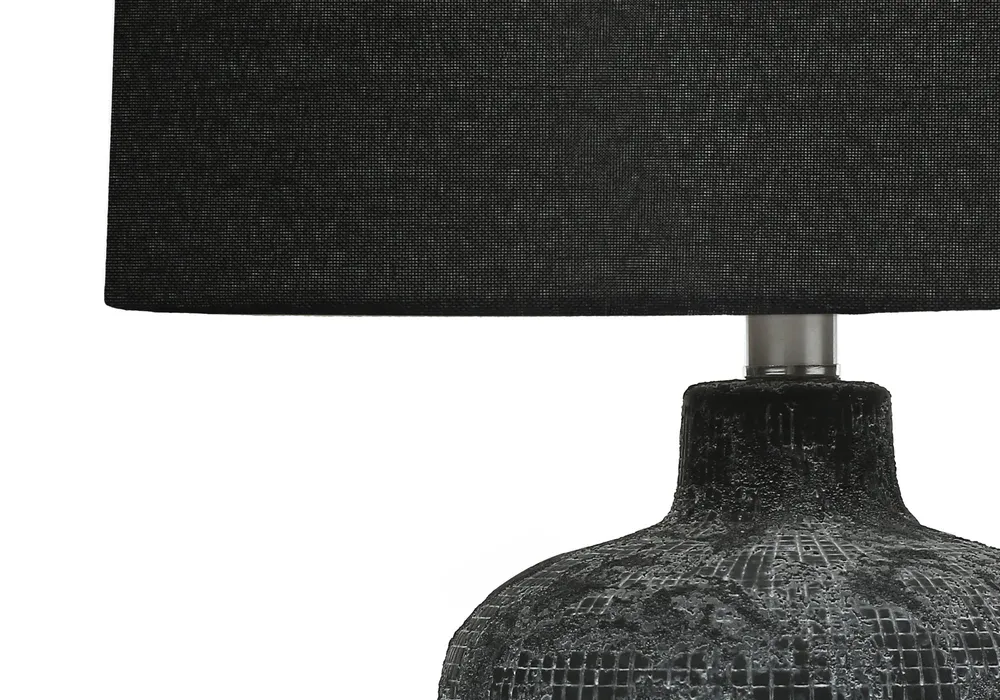 ÉCLAIRAGE - LAMPE DE TABLE 24"H CÉRAMIQUE NOIRE / ABAT-JOUR NOIR