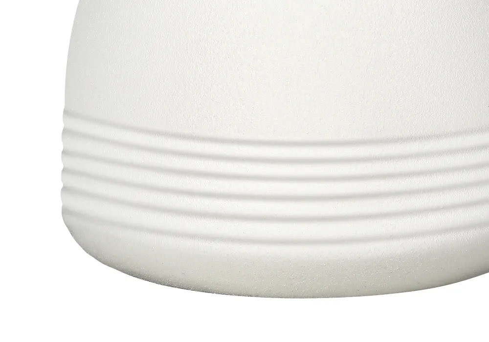 ÉCLAIRAGE - LAMPE DE TABLE 17" H CÉRAMIQUE CRÈME / ABAT-JOUR IVOIRE