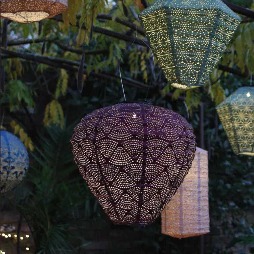 ÉclaireMontgolfière - Lumière Solaire Enchantée pour Extérieur