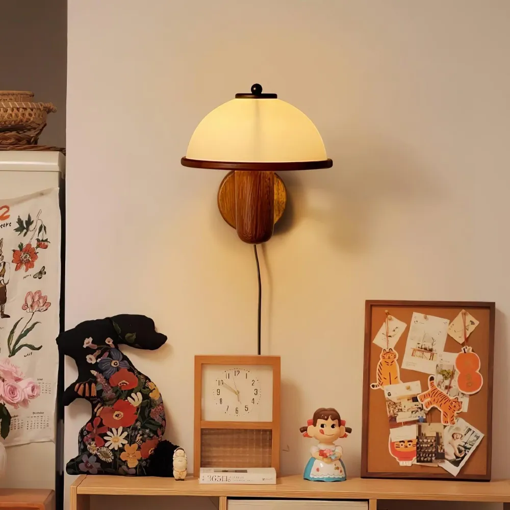 Éclat Naturel – Applique murale en bois champignon élégante