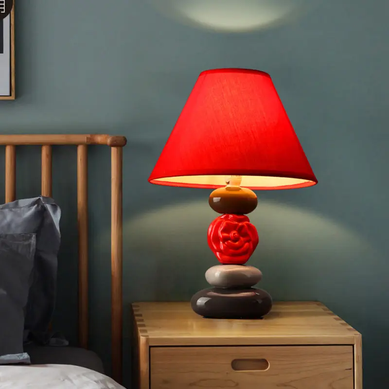 ÉclatMaison - Lampe de Table avec Abat-jour en Tissu Conique