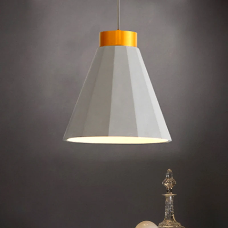 Abat-jour en forme de cône de 8.5 "/9.5" de large, éclairage suspendu en ciment industriel, 1 plafonnier suspendu gris cla...