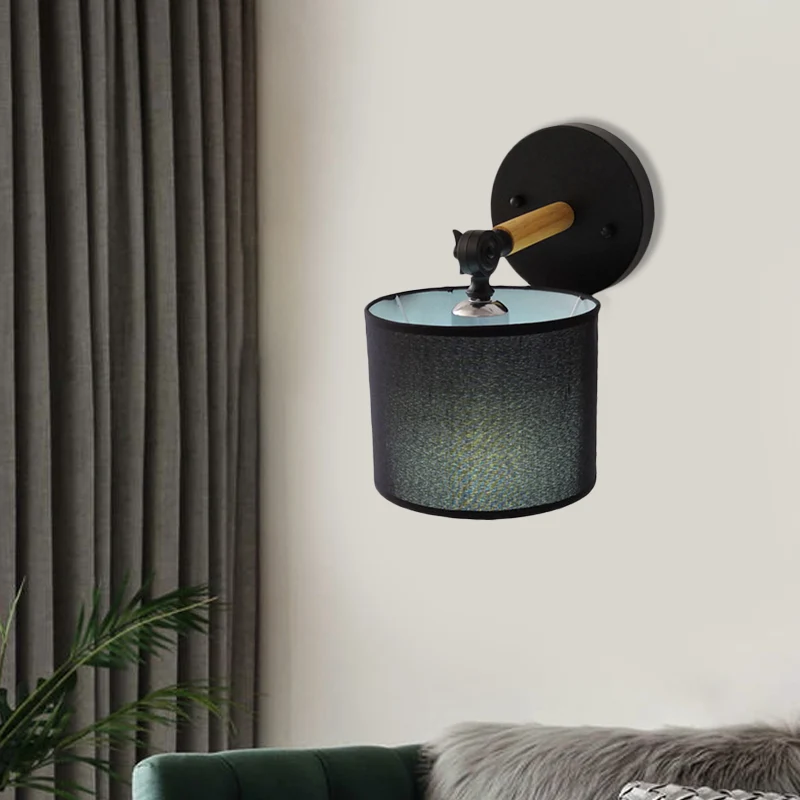 Applique murale de chevet en bois à 1 lumière avec abat-jour en tissu tambour noir, modernisme Clearhalo