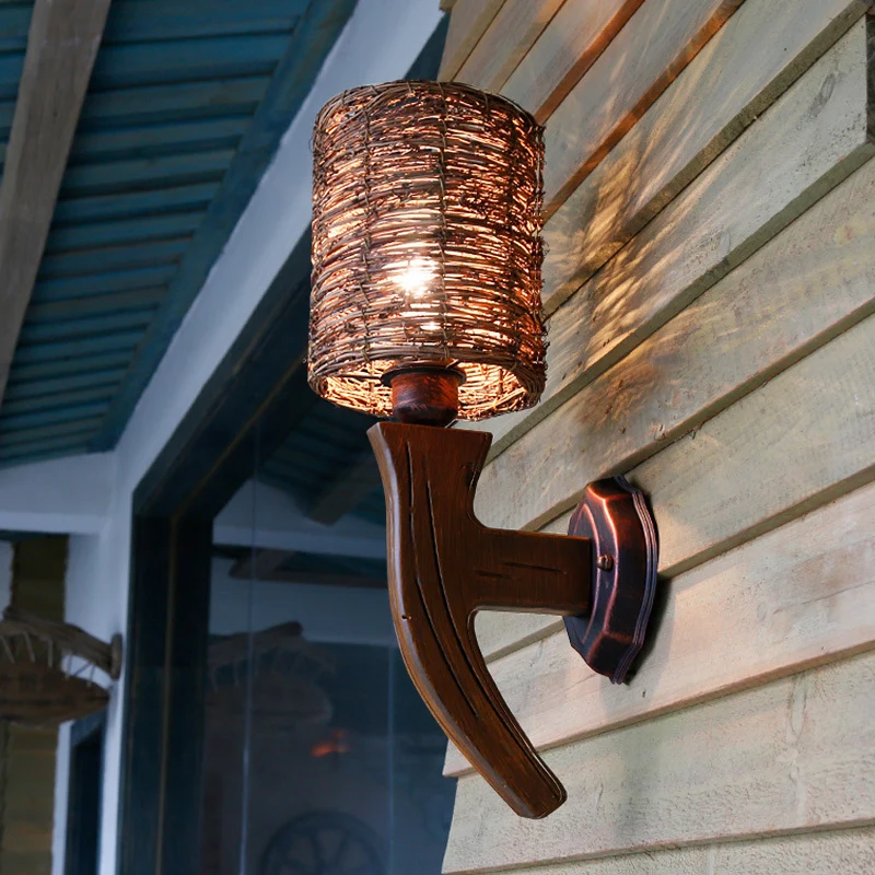 Applique murale chinoise en bois armé, 1 ampoule, luminaire marron avec abat-jour cylindrique en rotin Clearhalo
