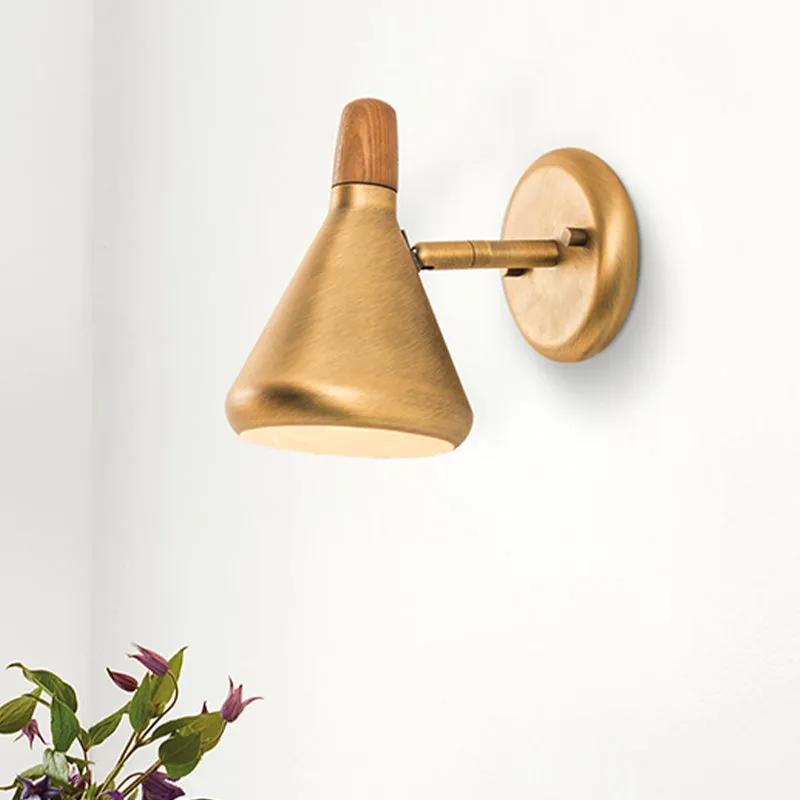 Applique murale conique en bois asiatique, 1 tête, éclairage pour chambre à coucher, avec abat-jour en métal Clearhalo