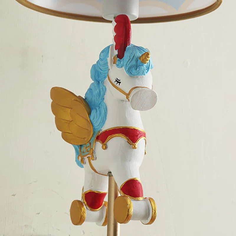 Applique murale conique de dessin animé avec décoration de licorne, 1 tête en résine, jaune et bleu/jaune et rose/jaune et...